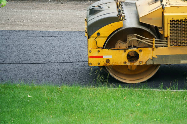 Best Professional Driveway Pavers  in Freeport, PA